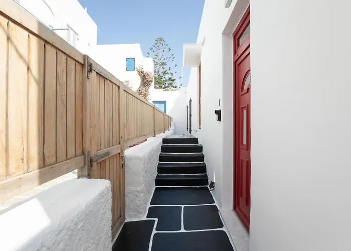 Spitarona Town House - Largest In The Center *