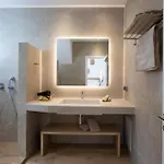 Villa Spitarona Town House - Largest In The Center Mykonos Town