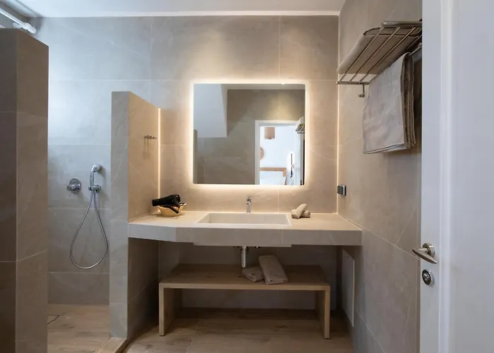 Villa Spitarona Town House - Largest In The Center Mykonos Town