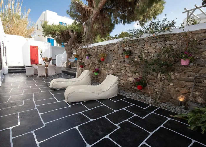 Spitarona Town House - Largest In The Center Villa *