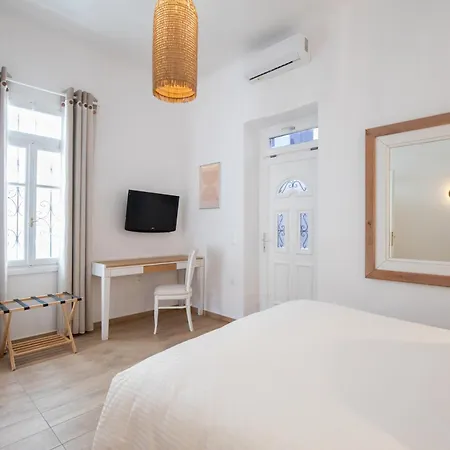 Villa Spitarona Town House - Largest In The Center Mykonos Town